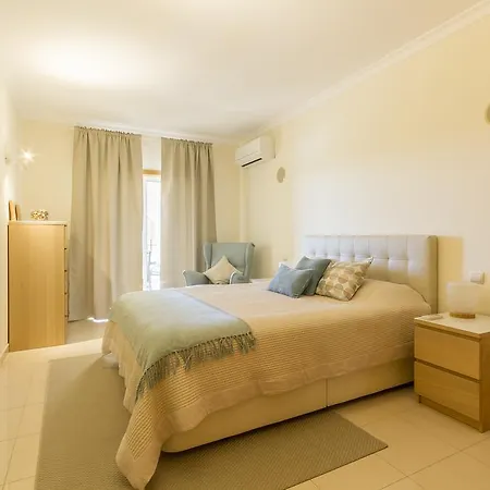 Beguest Millenium Plaza Apartment